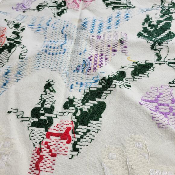 Vintage Handmade Dove Floral Needlework Tablecloth Embroidered Table Centerpiece